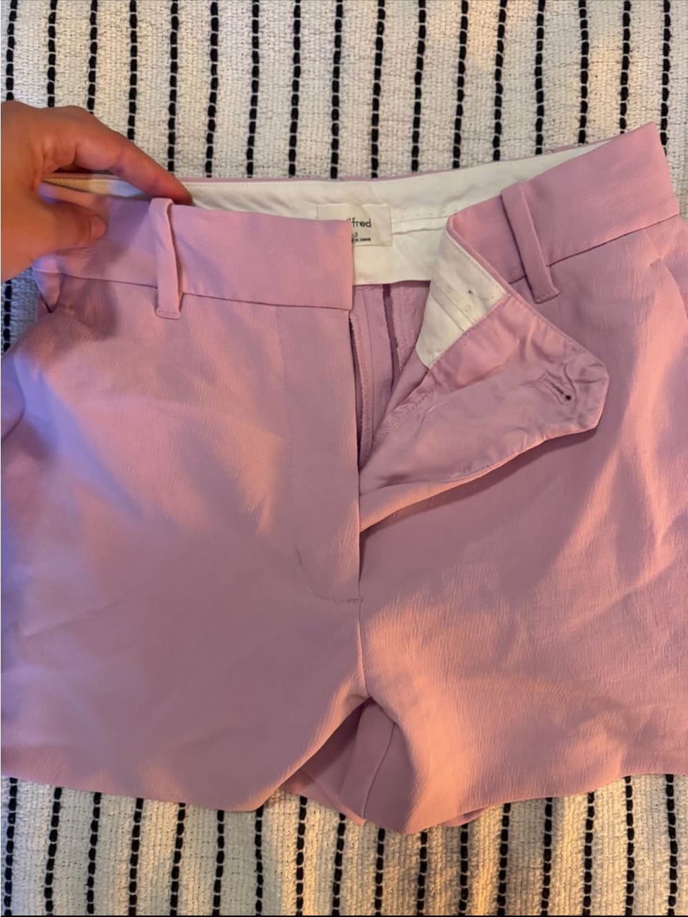 Aritzia Lilac High-Rise Tailored Shorts